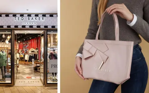 Sklep Ted Baker London. Elegancka, różowa torba z kokardą i logo marki. Ted Baker co to za firma? Brytyjska marka odzieżowa.