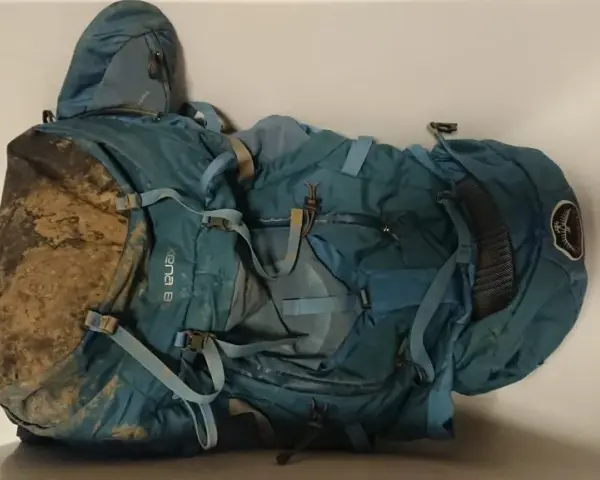 Jak umyć plecak, aby uniknąć zniszczenia i przywrócić świeżość